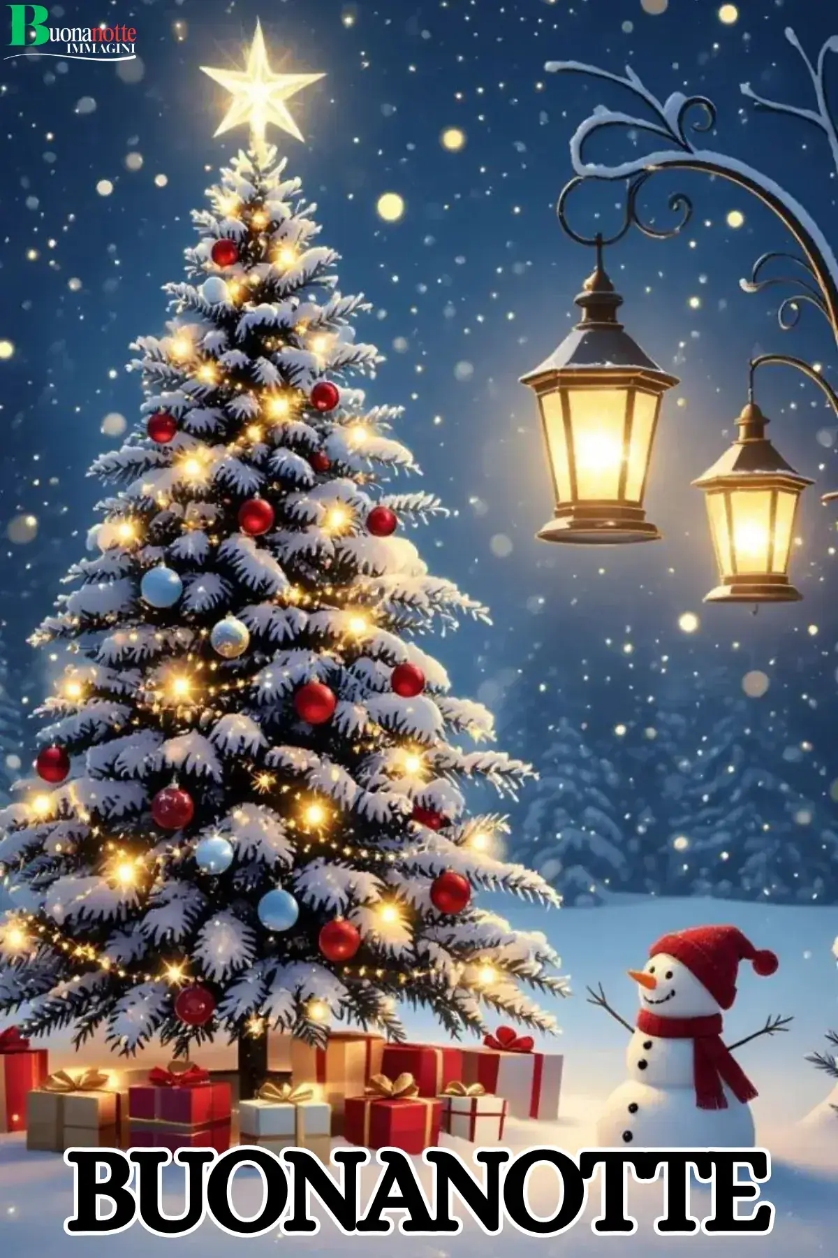 Albero di Natale illuminato nella neve con pupazzo e lanterne buonanotte natalizia